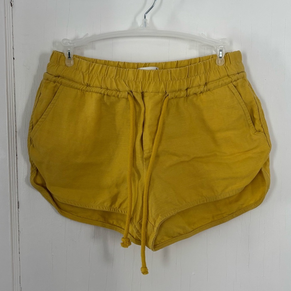 Wilfred Free Aritzia Habitus High-Waisted Lounge Shorts | Mustard | Linen Blend